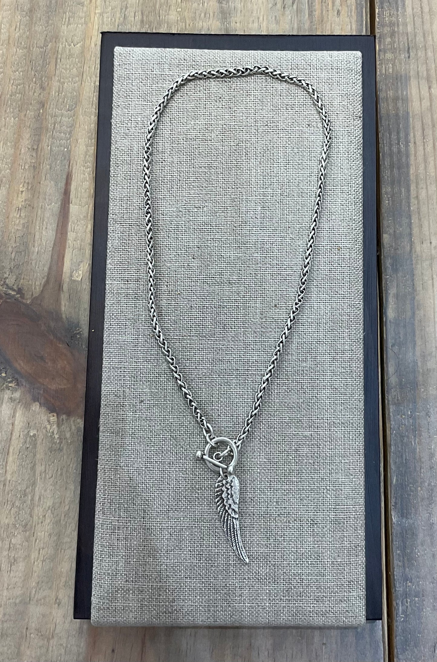 ANGEL’S WING NECKLACE