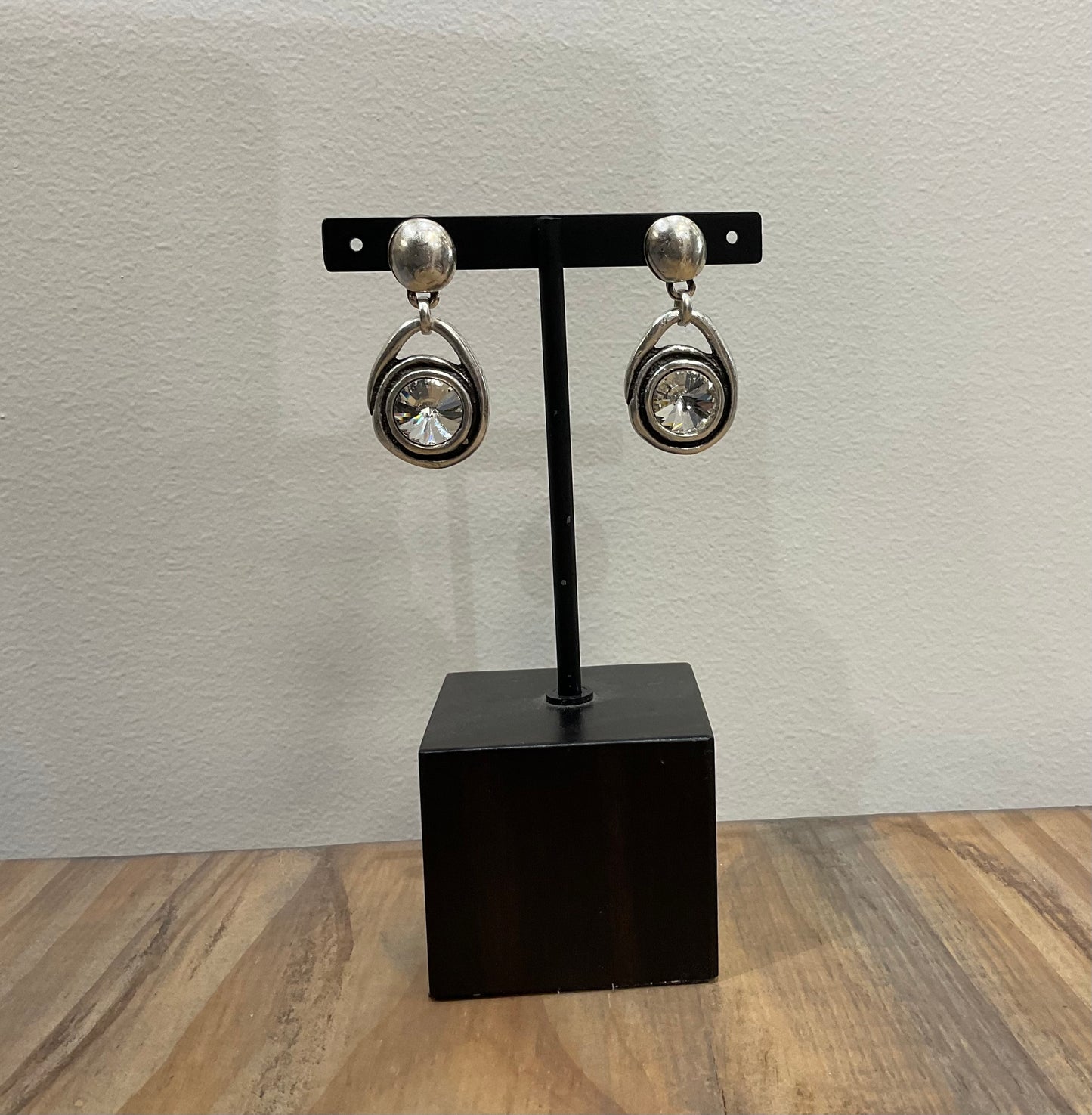 BUTTON DROP EARRINGS