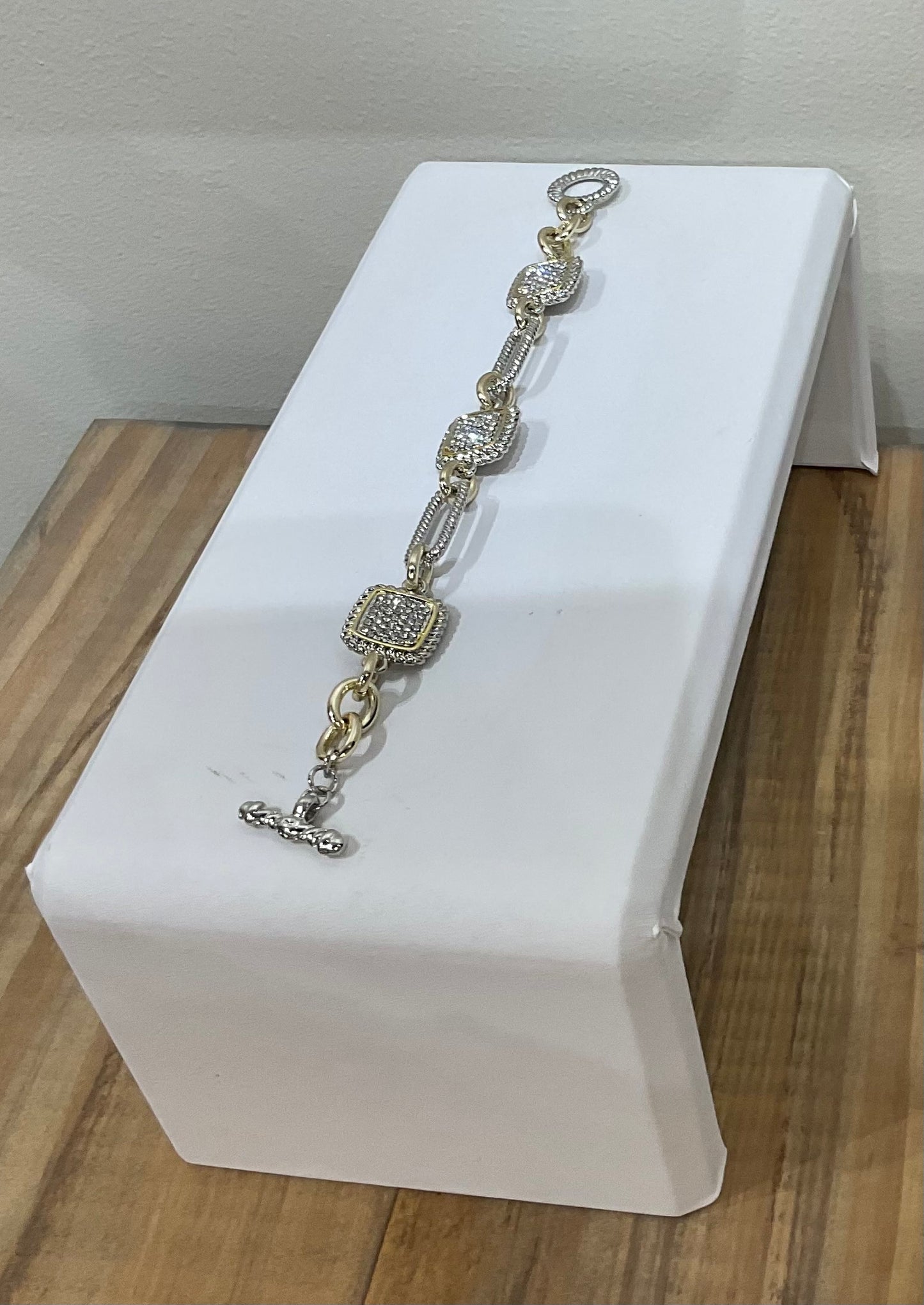 2TONE CLASSIC SQUARES BRACELET