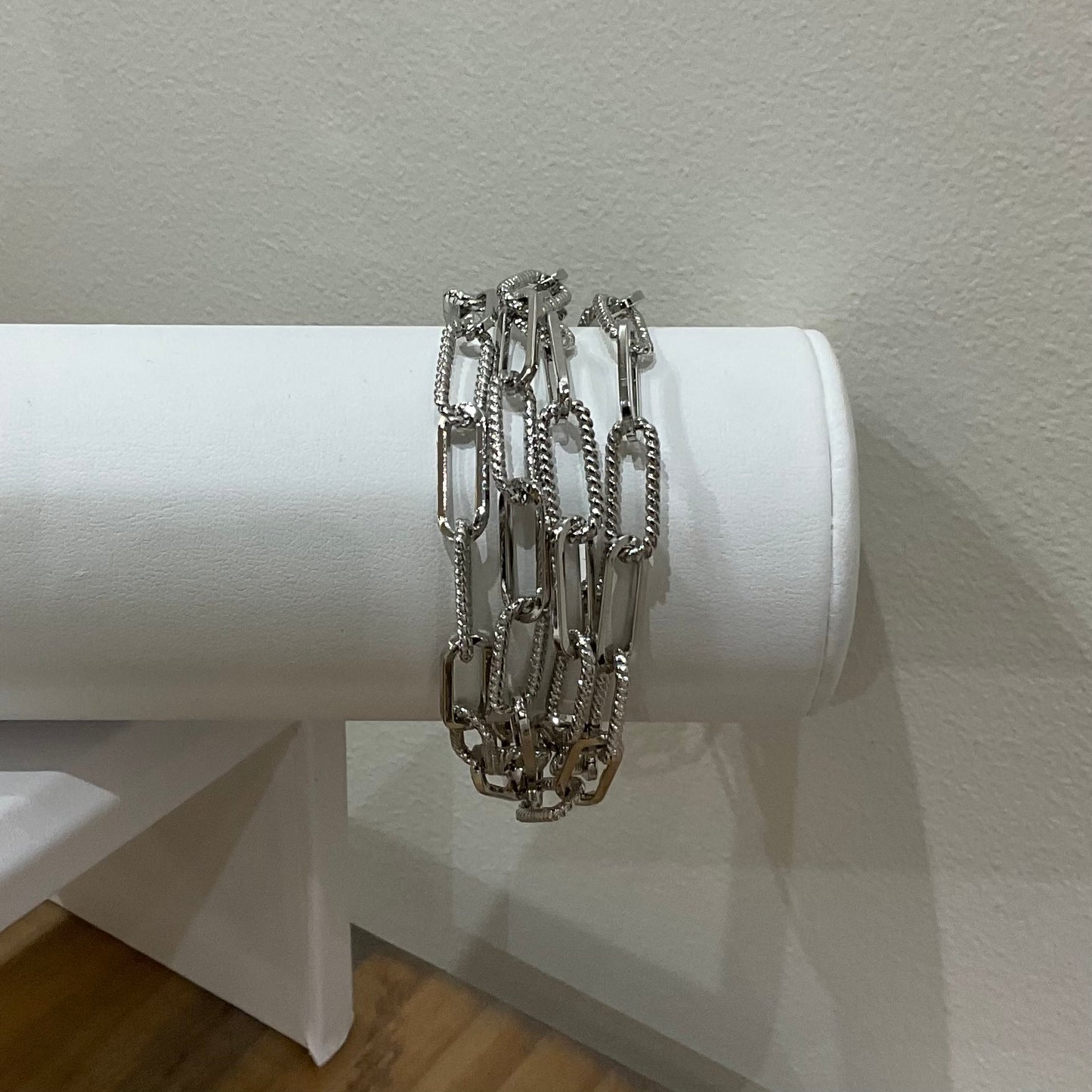 4 ROW CLIPS BRACELET