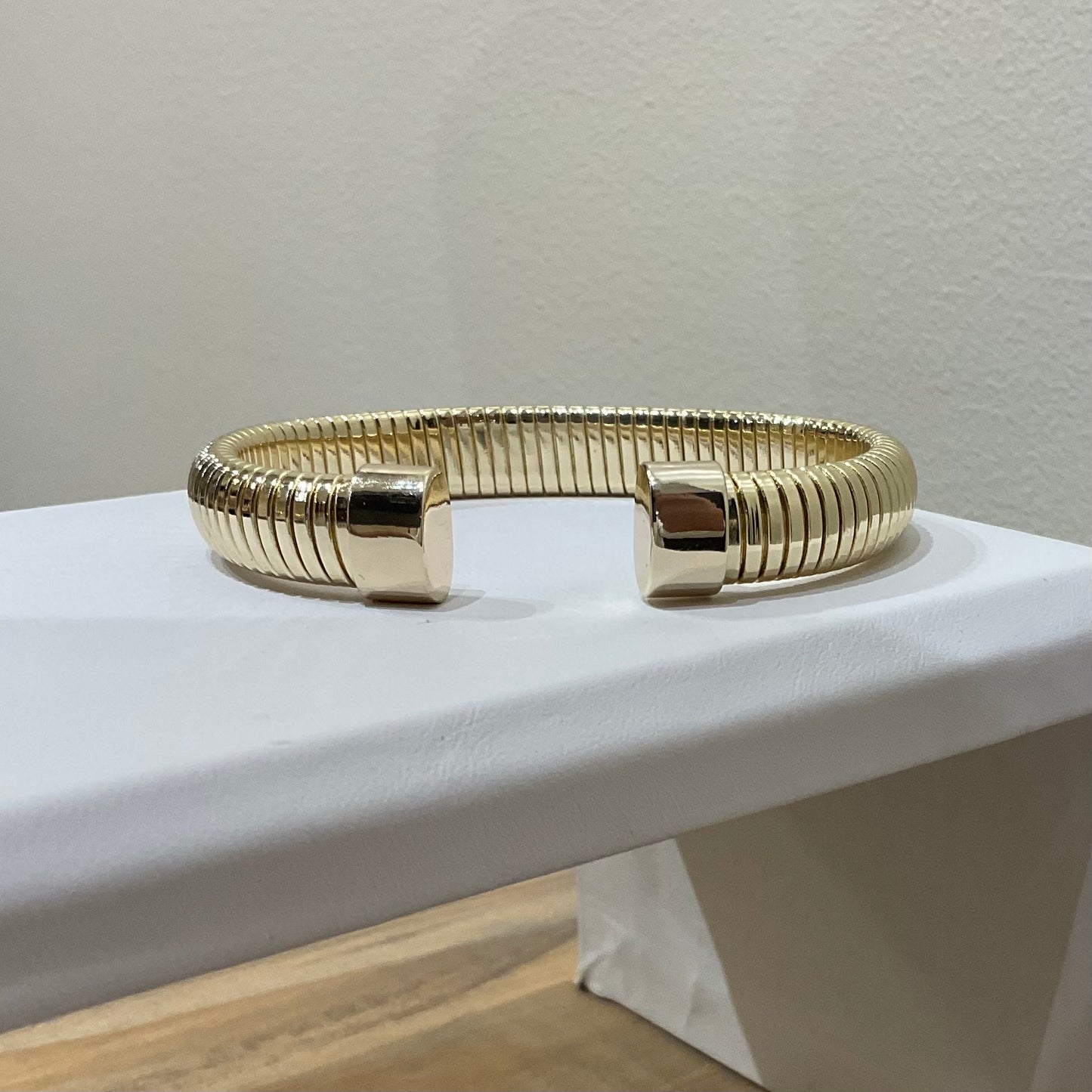 FLEX OMEGA CUFF