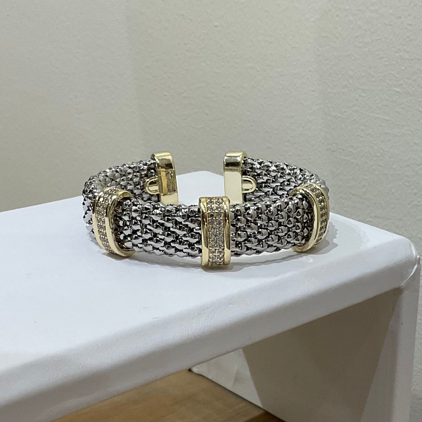 DESIGNER CZ FLEX CUFF