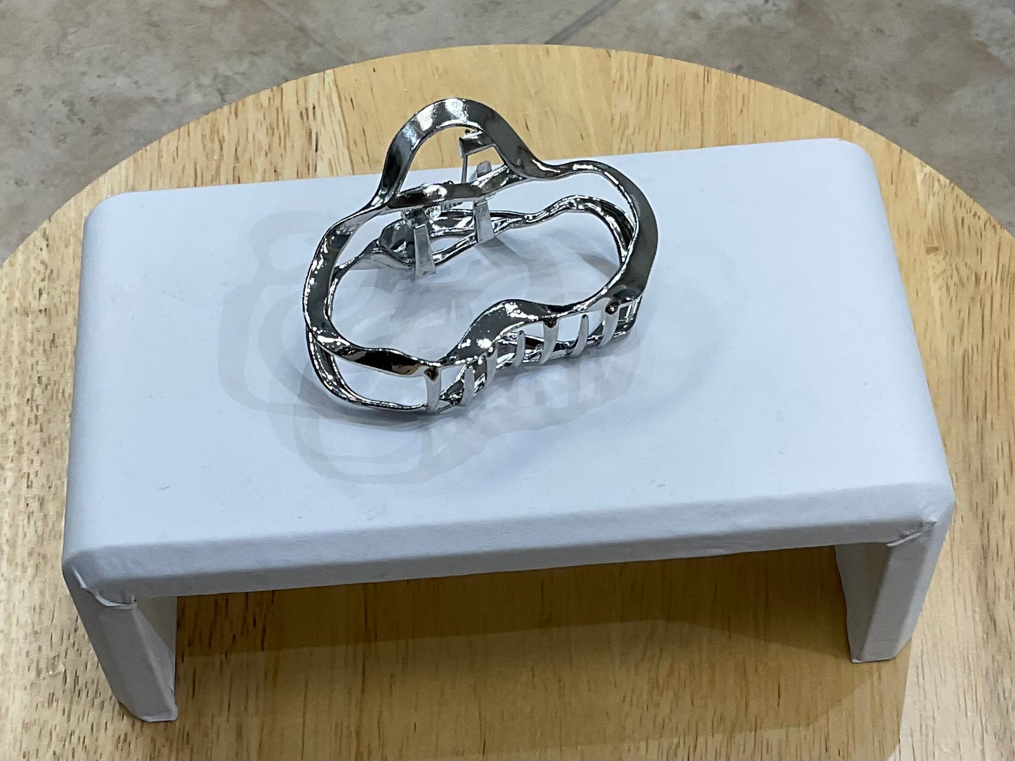 METAL CLAW HAIR CLIP