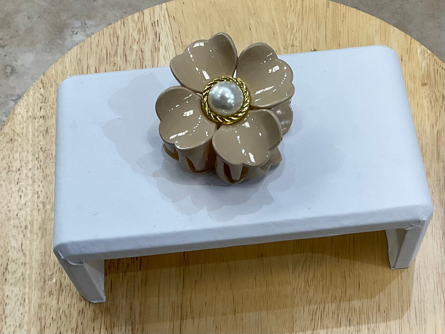 PEARL FLOWER HAIR CLIP
