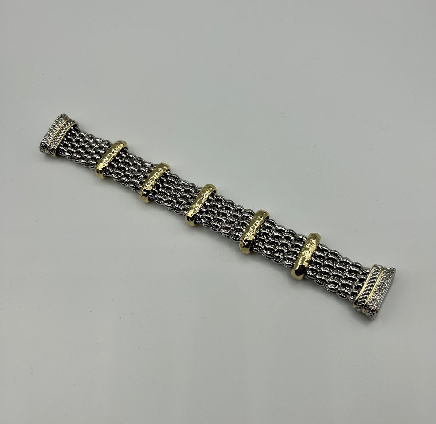 2 TONE MAGNETIC BRACELET