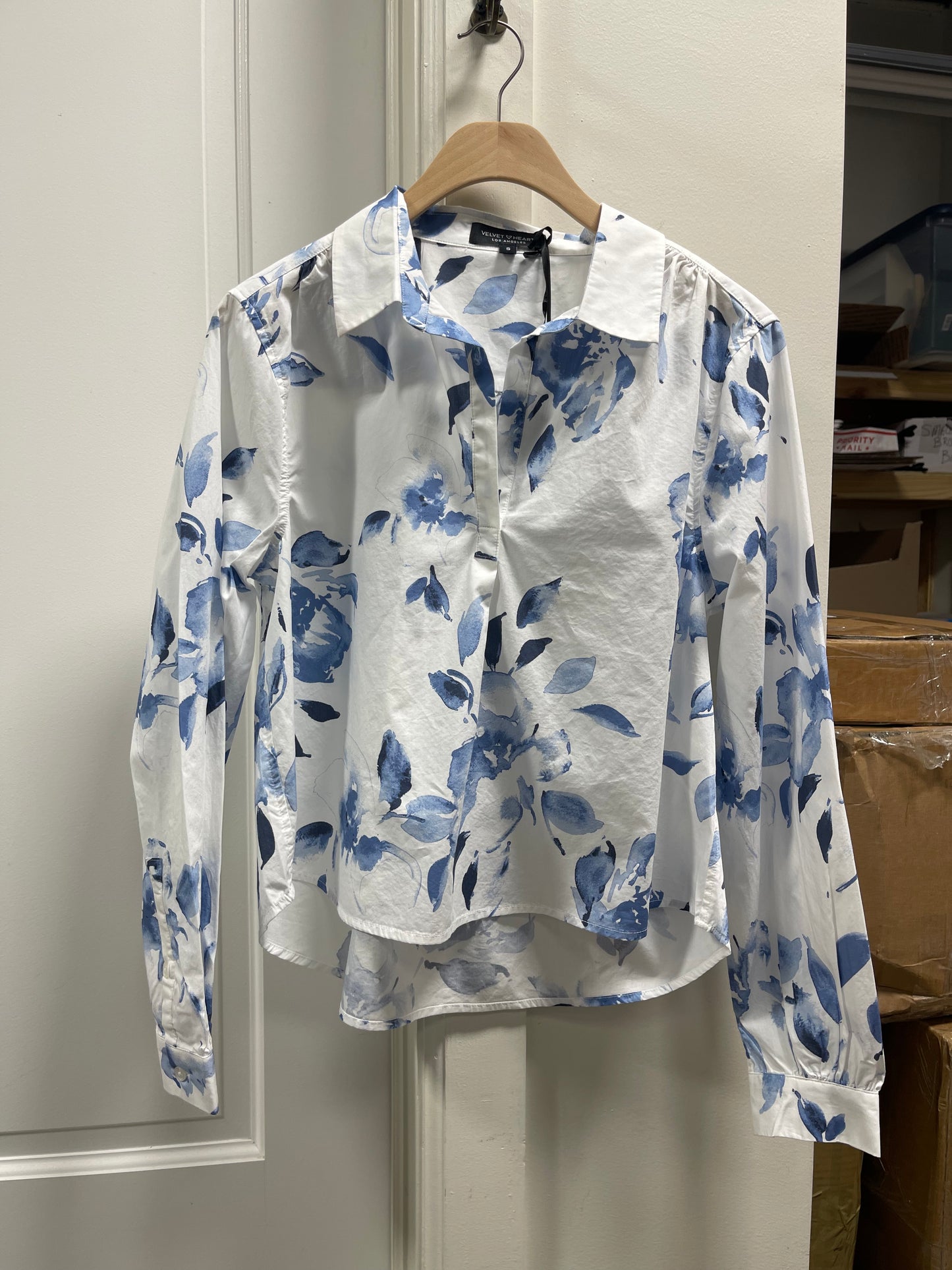 L/S CROP FLORAL SHIRT