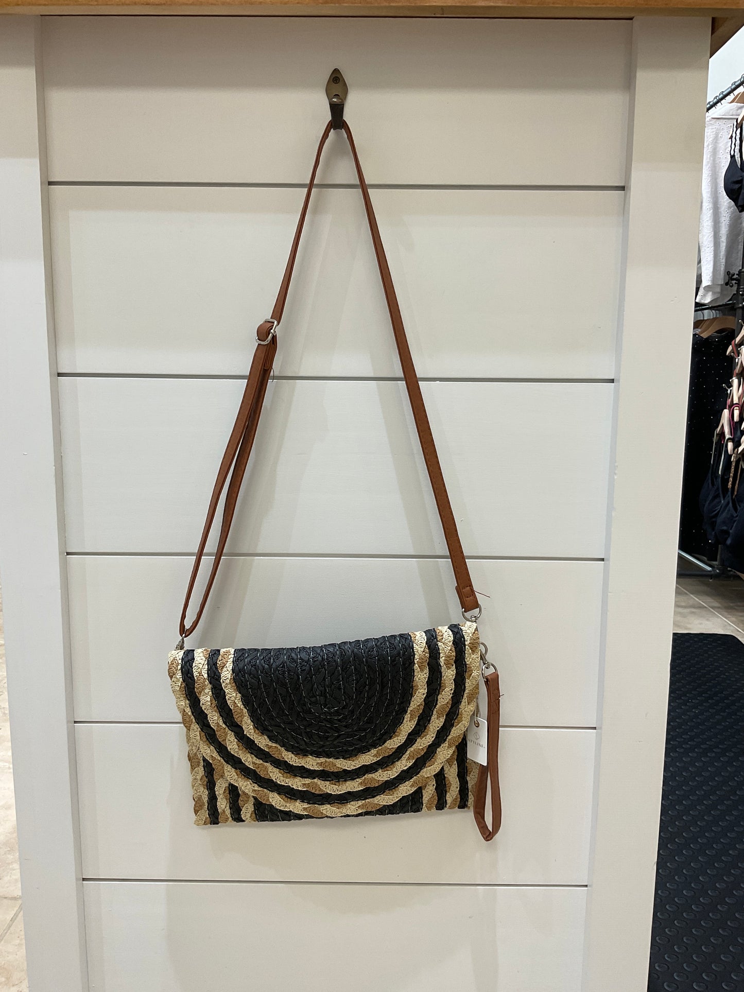 SCALLOP STRAW BAG