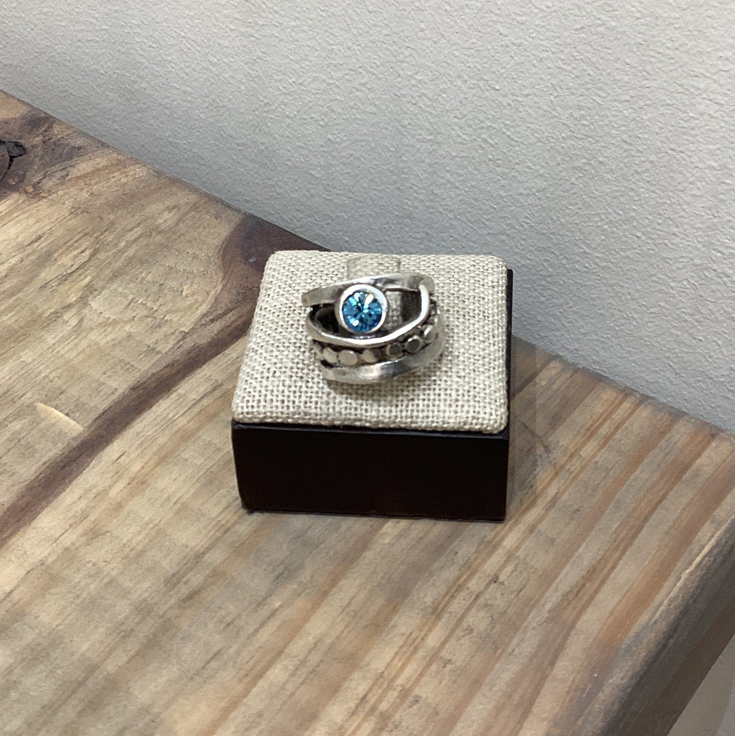 ARTSY RING
