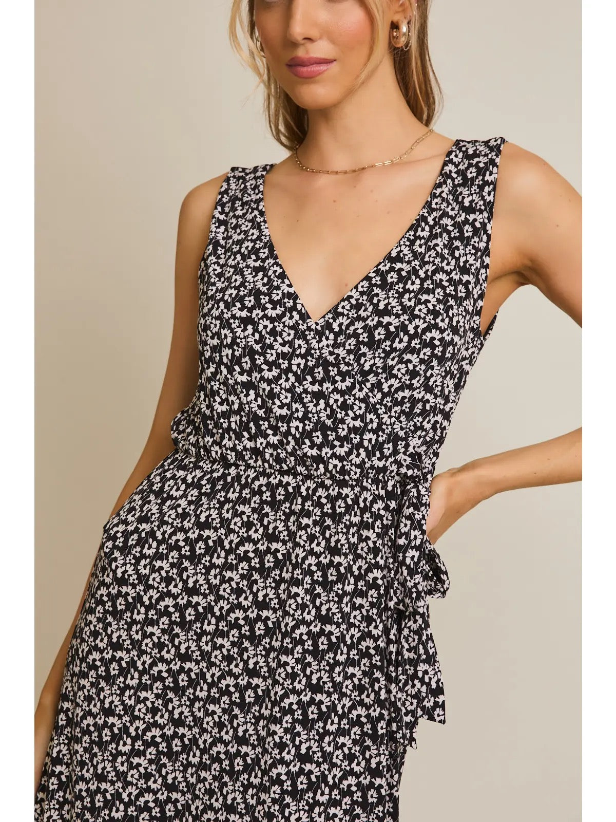 FAUX WRAP SIDE TIE MIDI DRESS