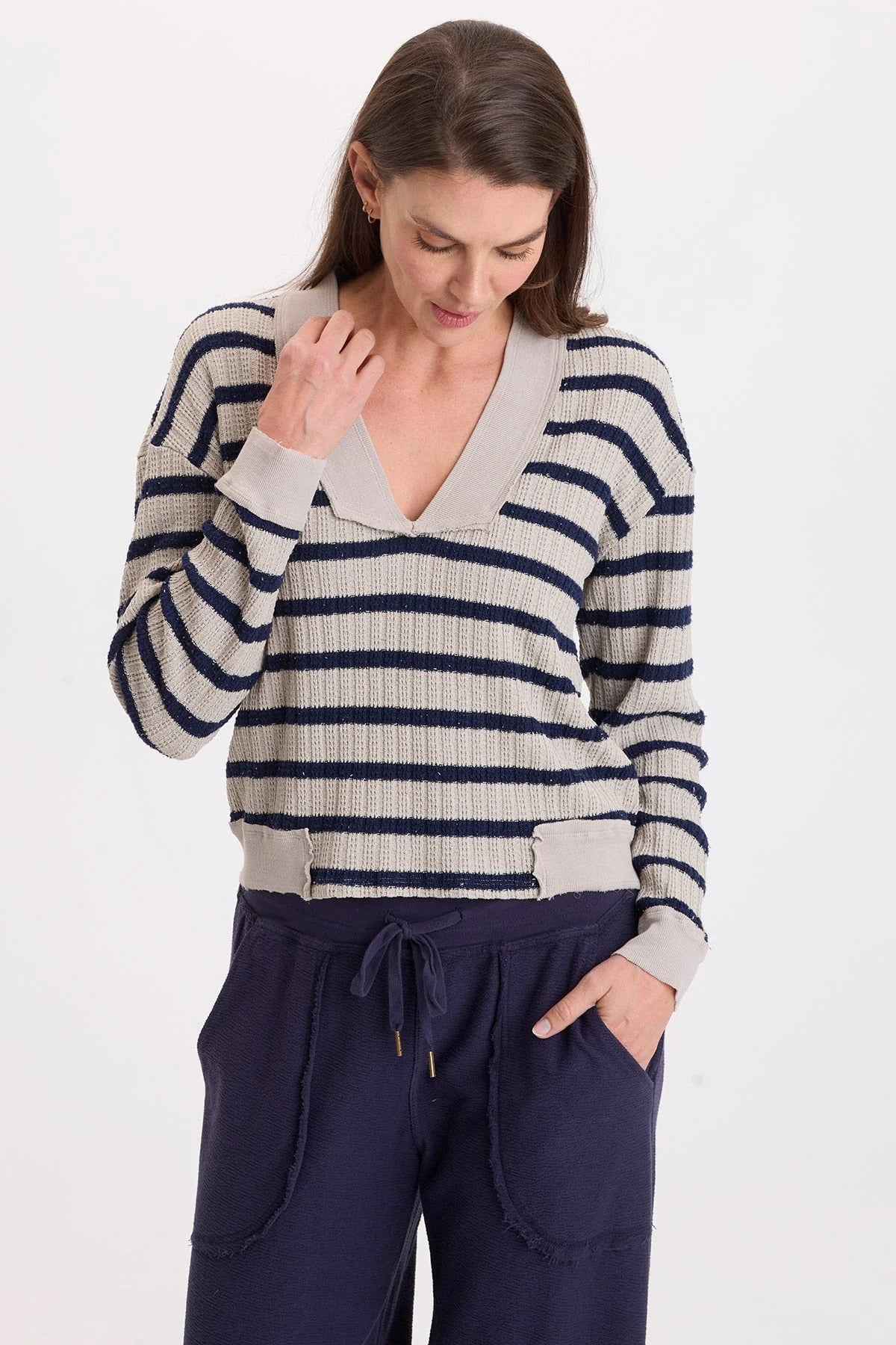 FONZ VNECK SWEATER
