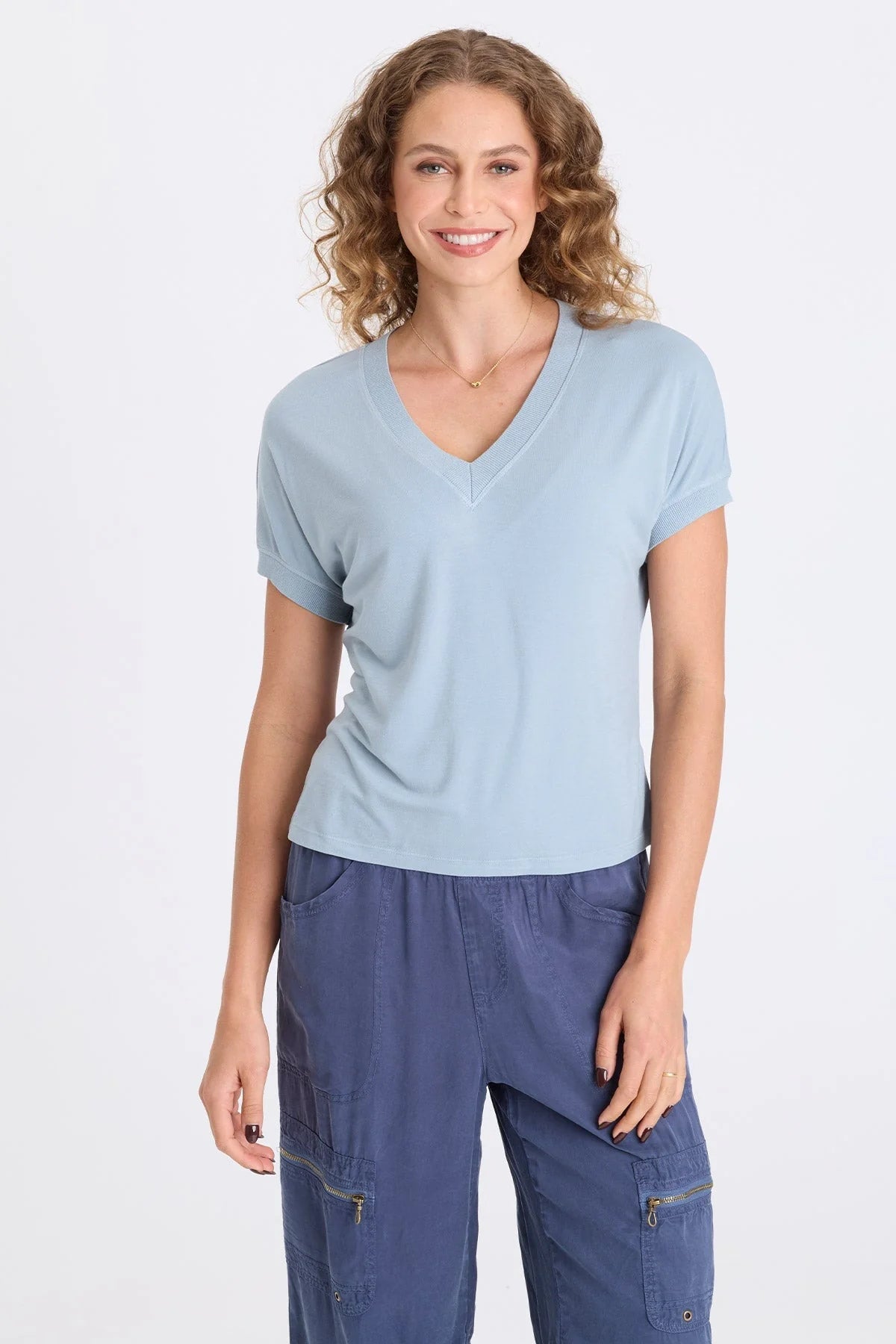 SERGUS VNECK TOP