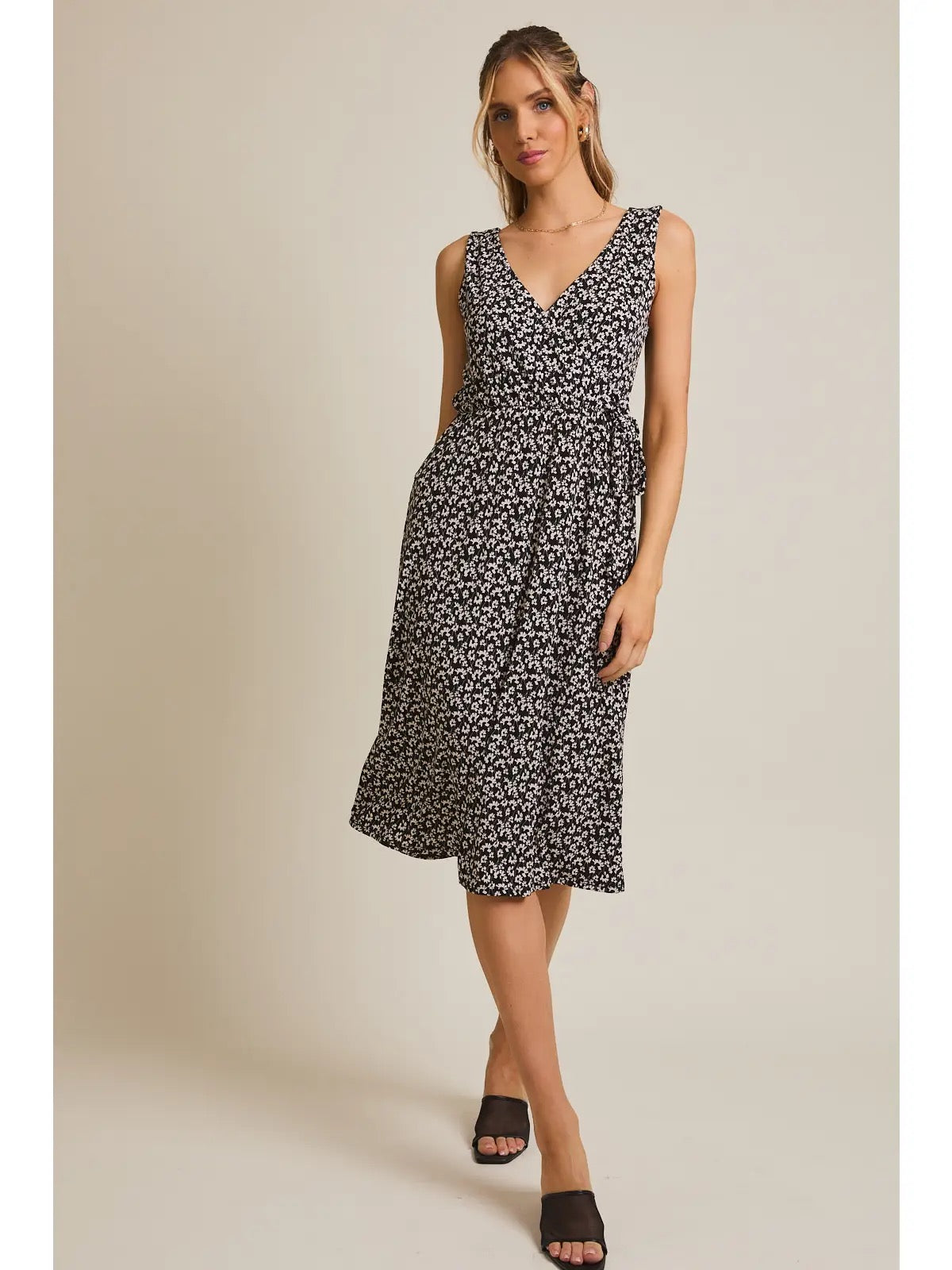 FAUX WRAP SIDE TIE MIDI DRESS