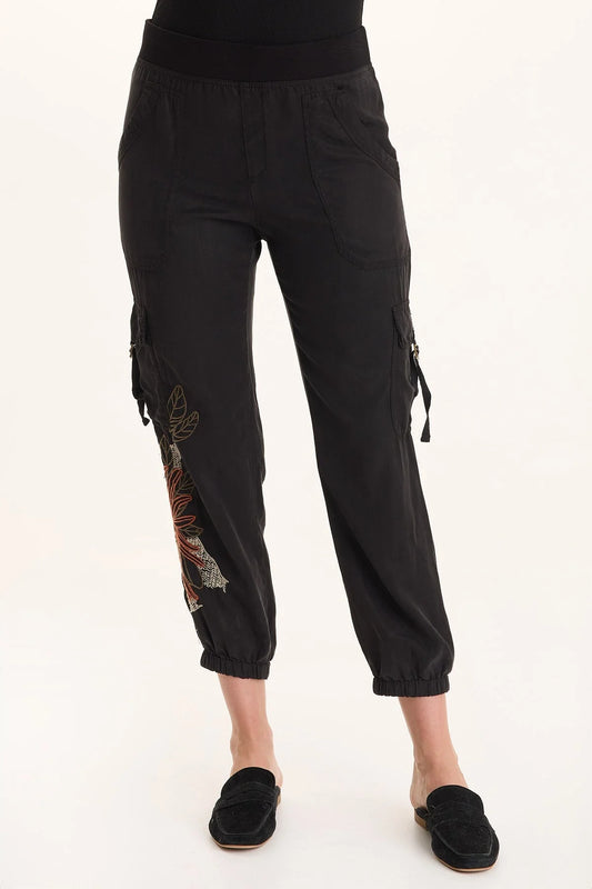 DARRI EMBROIDERED JOGGER