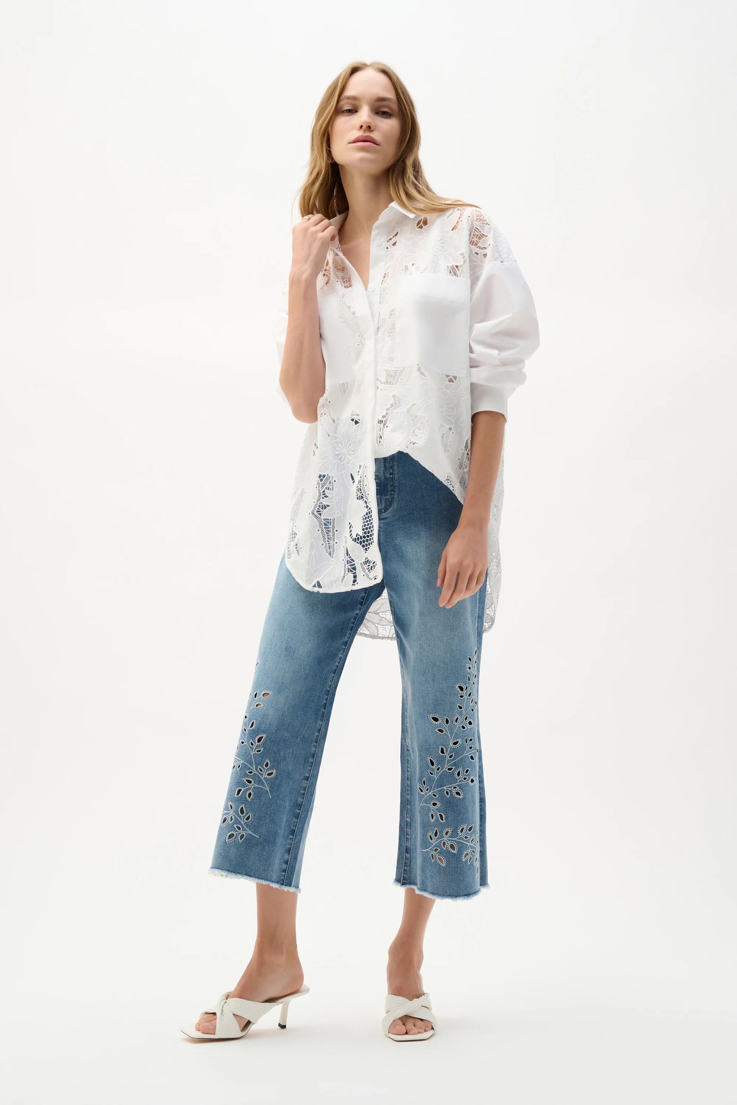 COTTON LACE BOXY TOP