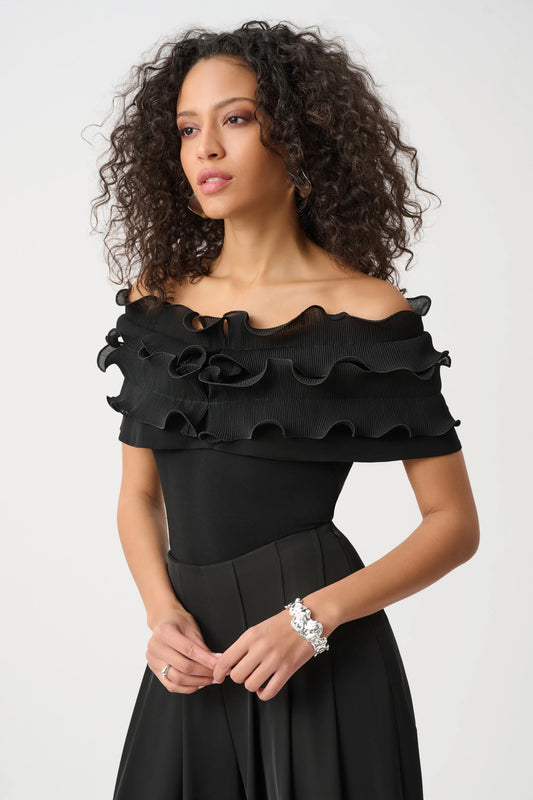 OFF SHOULDER RUFFLE TOP