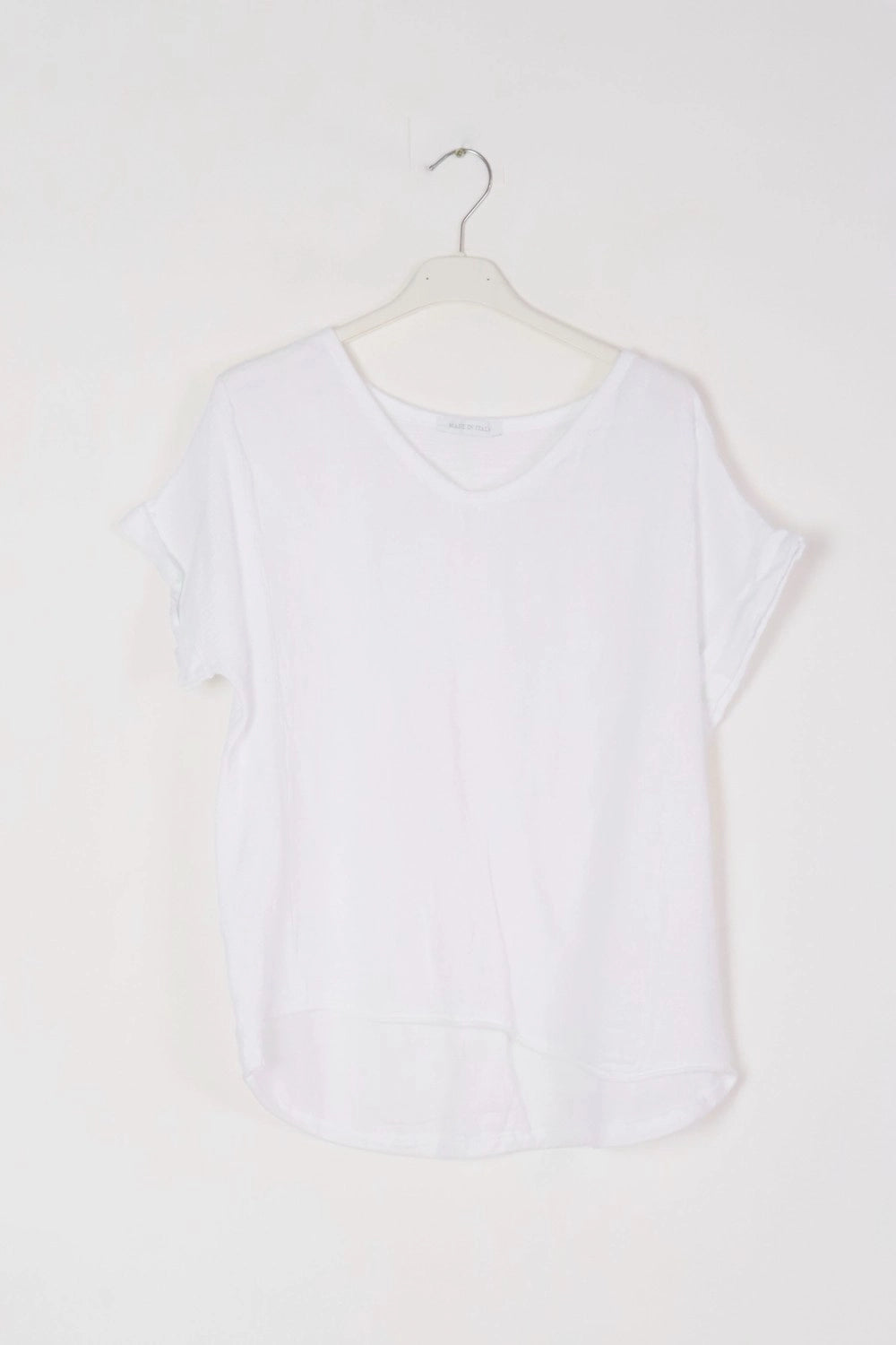RELAXED VNECK LINEN TOP