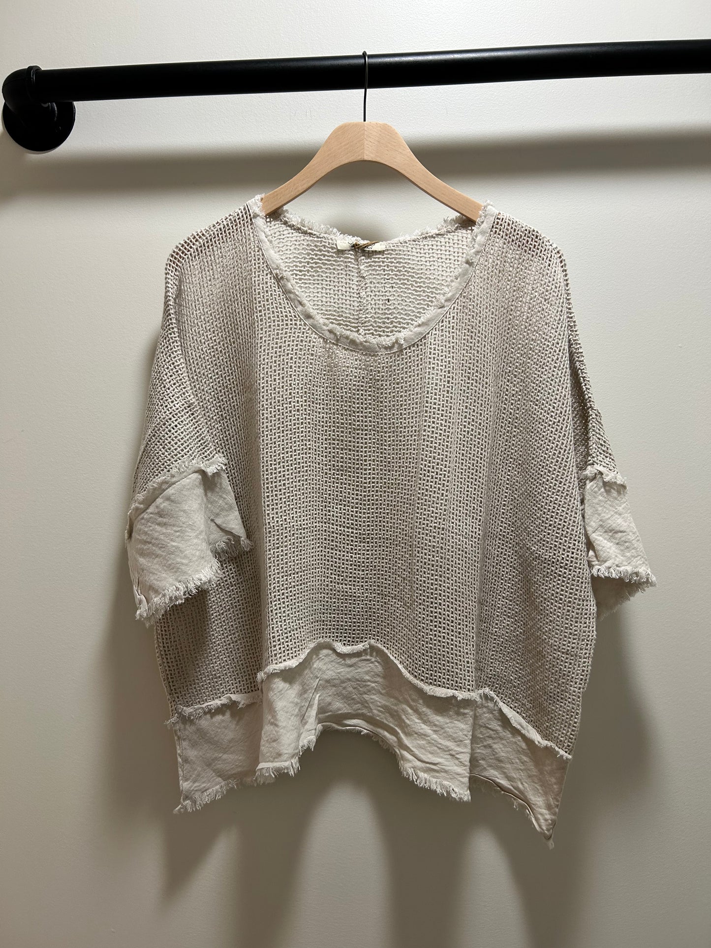 MESH RAW EDGE TOP