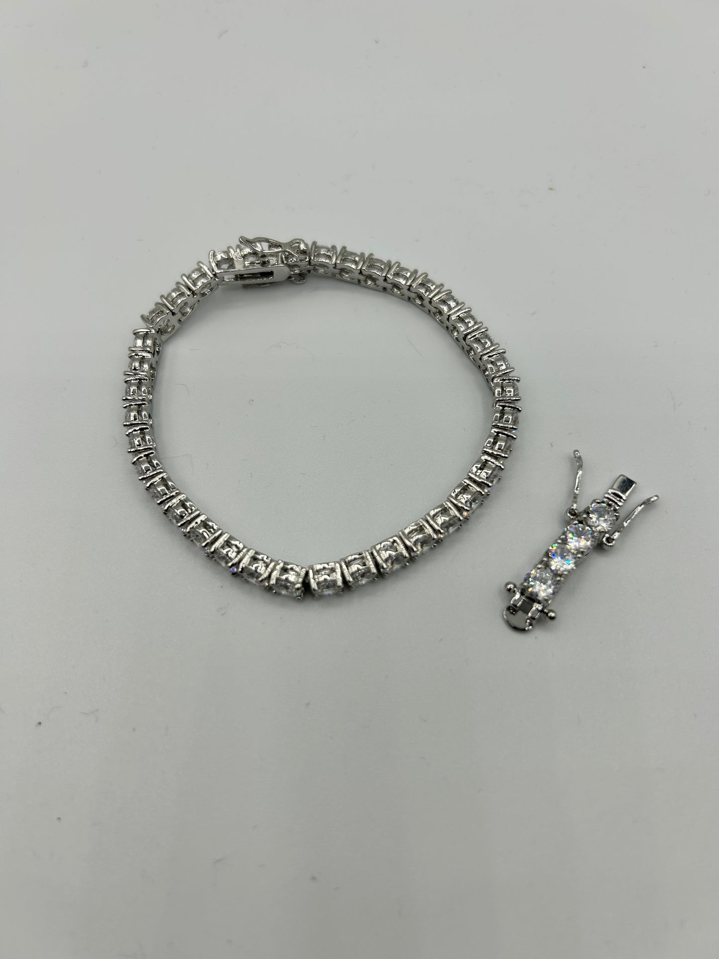 TENNIS BRACELET