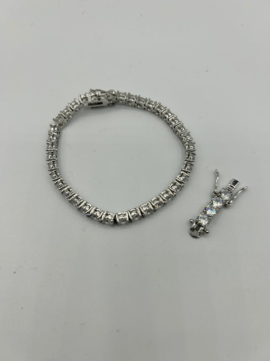 TENNIS BRACELET