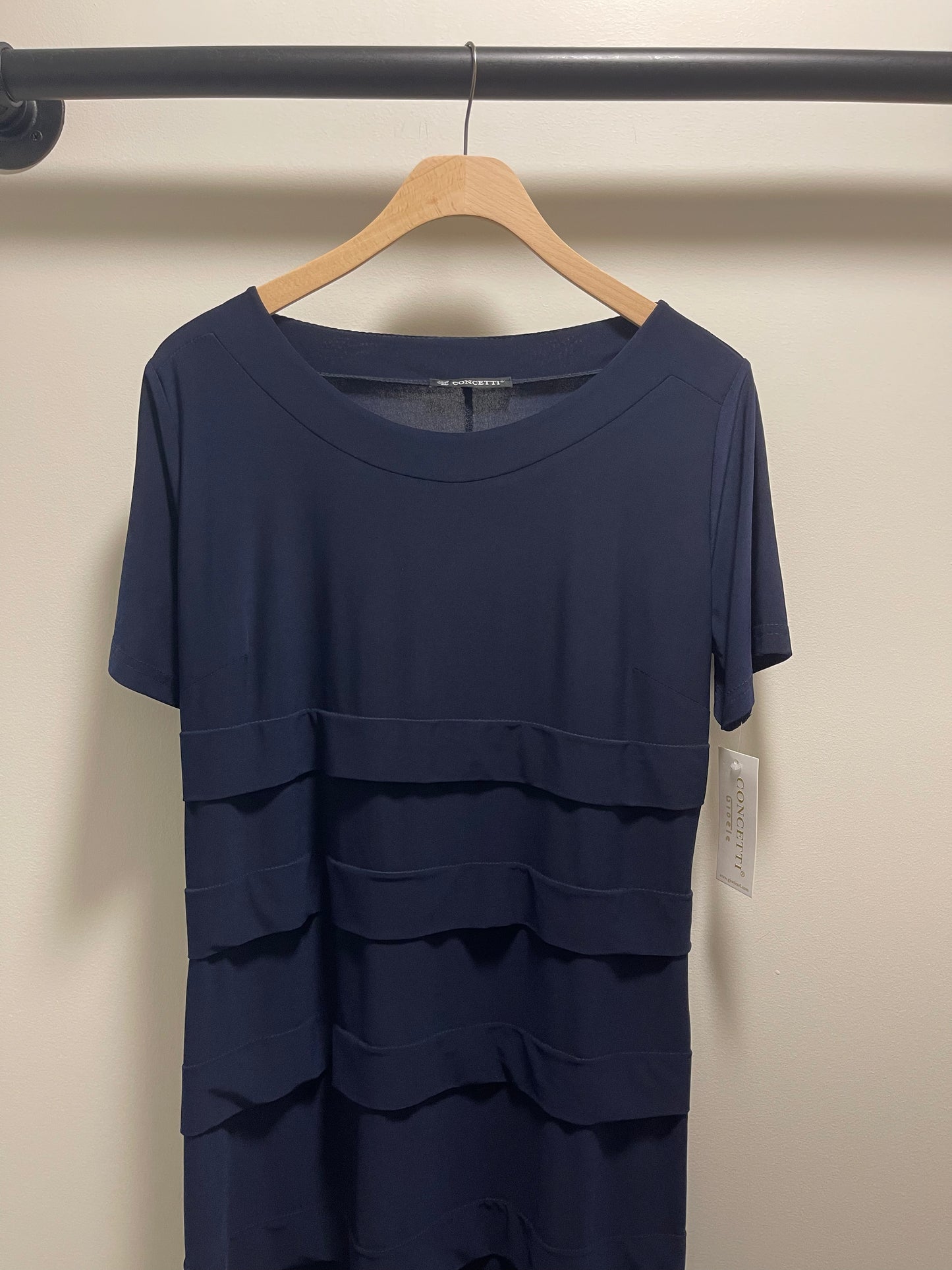 SHORT SLEEVE LAYERED DRESS