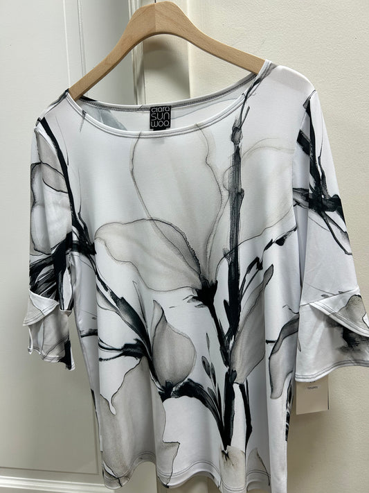 FLORAL TULIP CUFF TOP