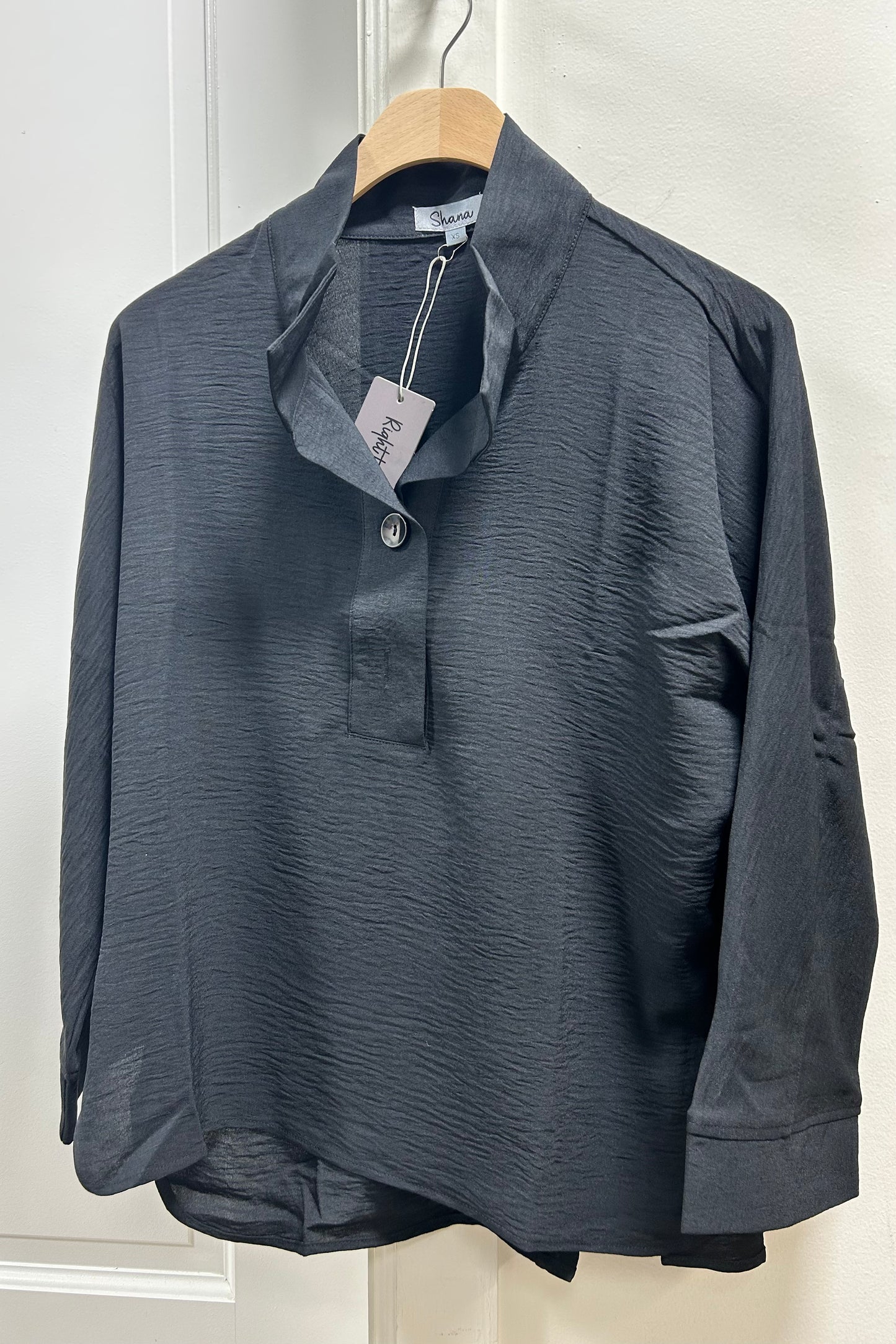 AIRFLOW SOLID COLLAR TOP