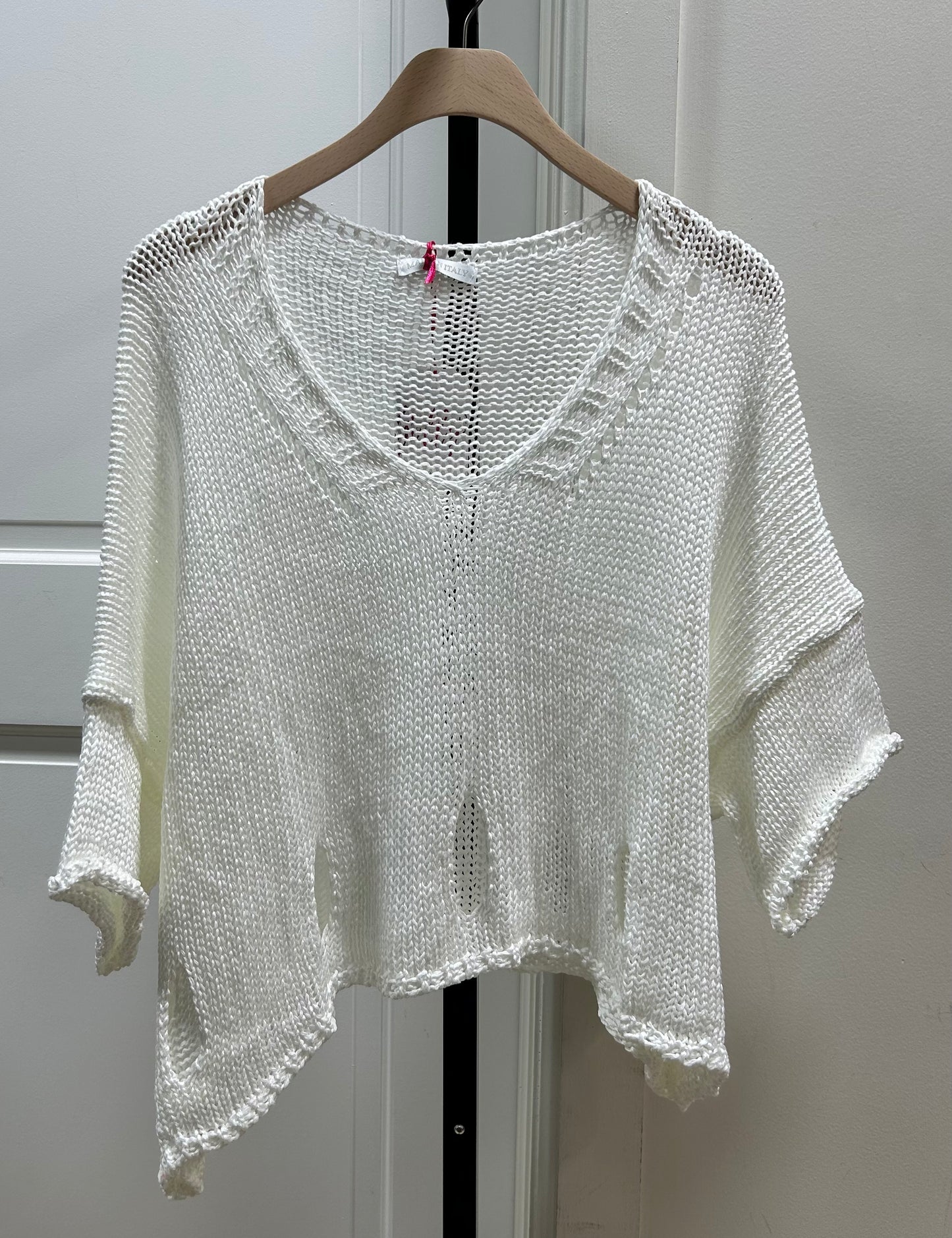 KNIT CUTOUT TOP