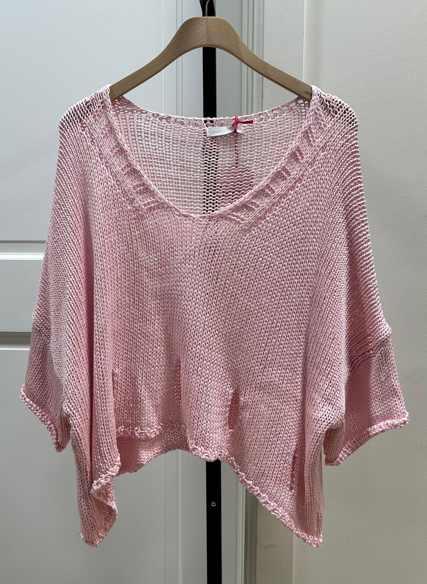 KNIT CUTOUT TOP