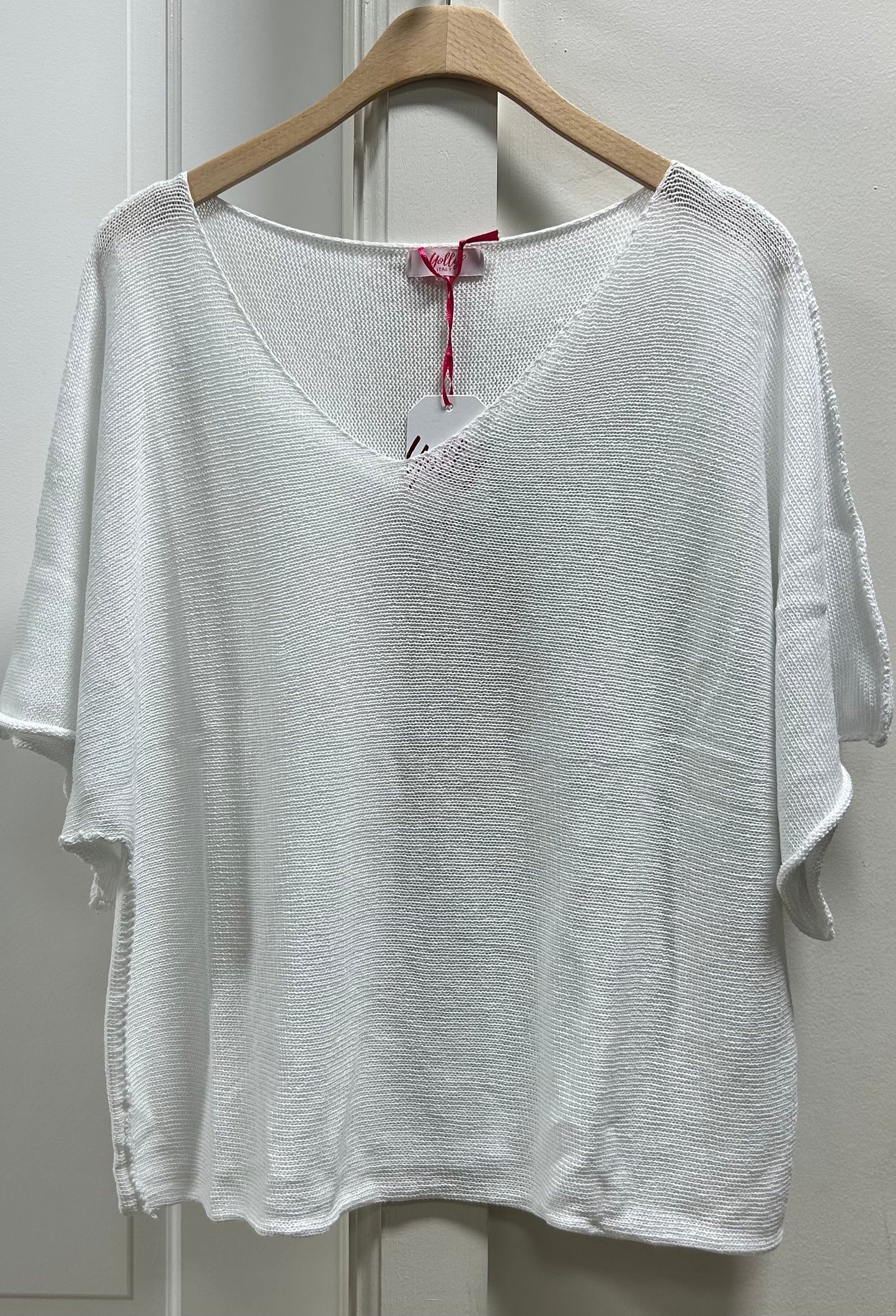 MEADOW VNECK TOP