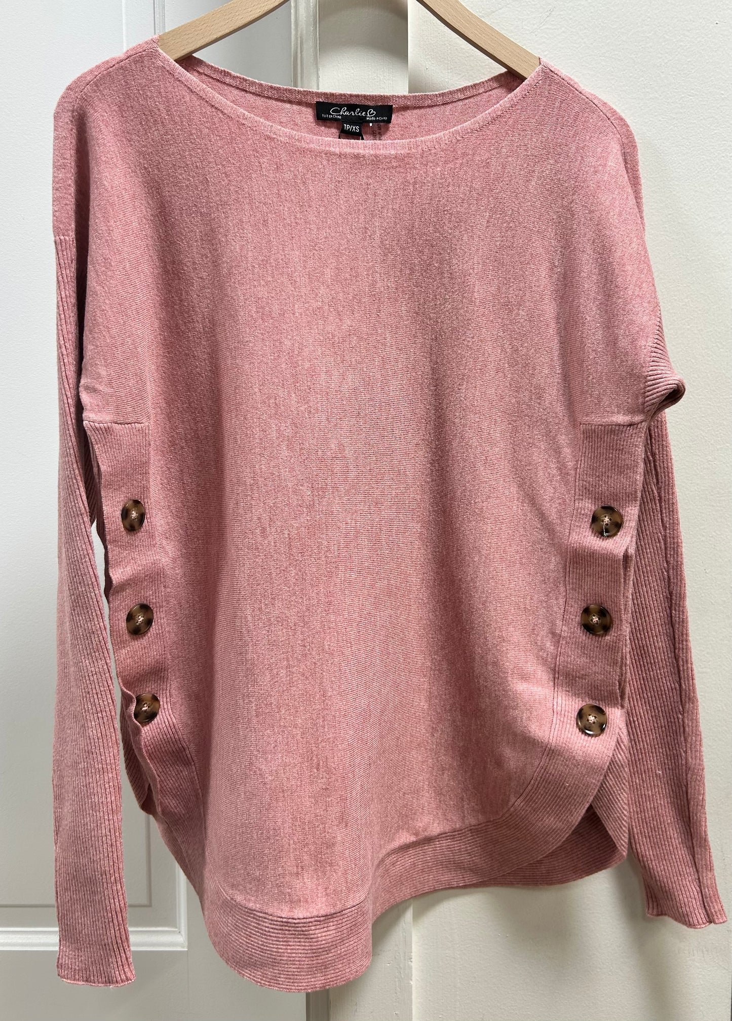 SIDE BUTTON BOAT NECK SWEATER