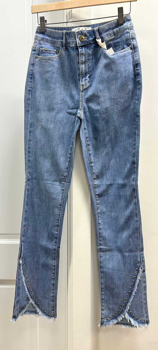 STUDDED SLIM JEAN