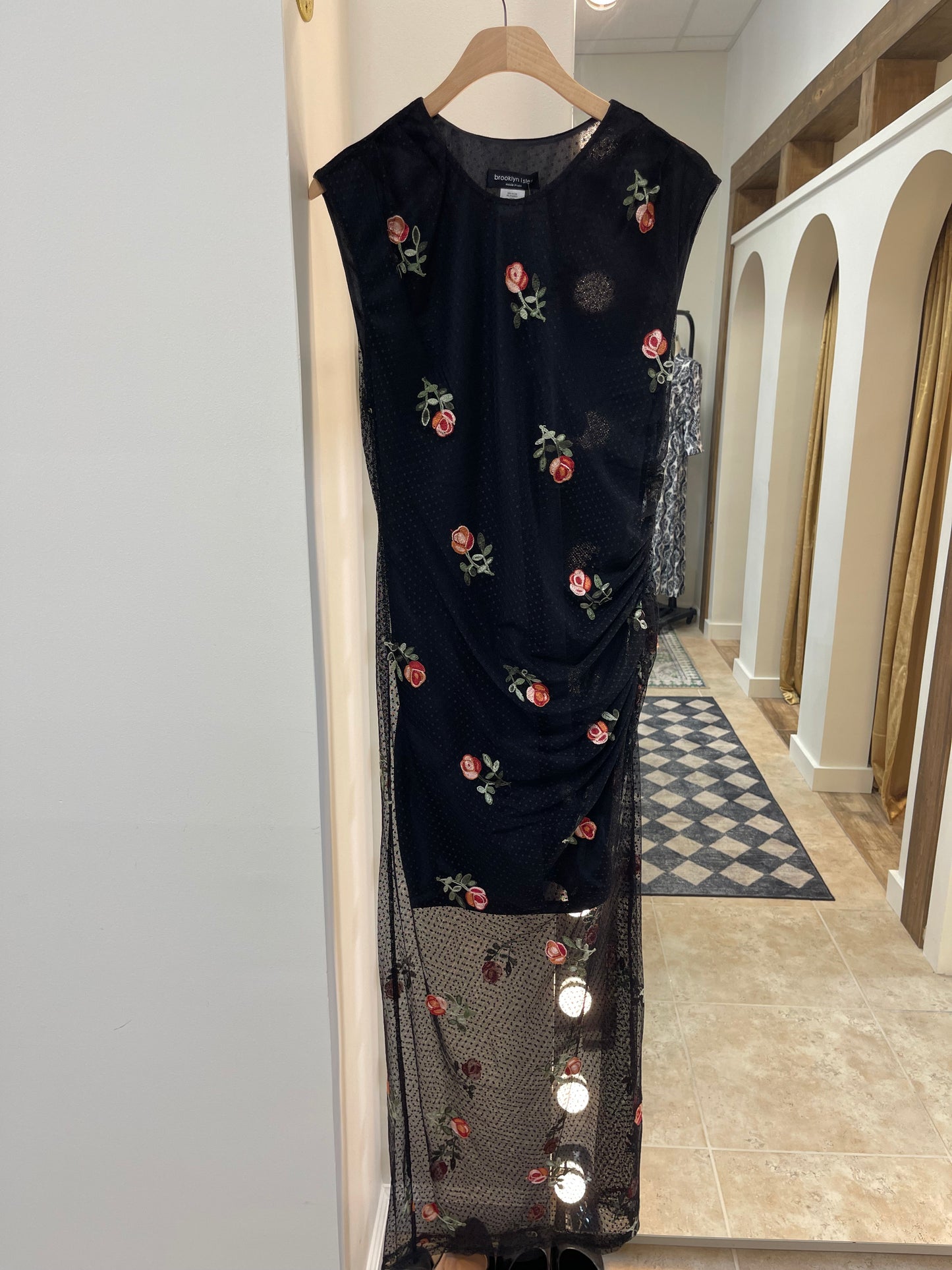 RUCHED DRESS WITH MESH