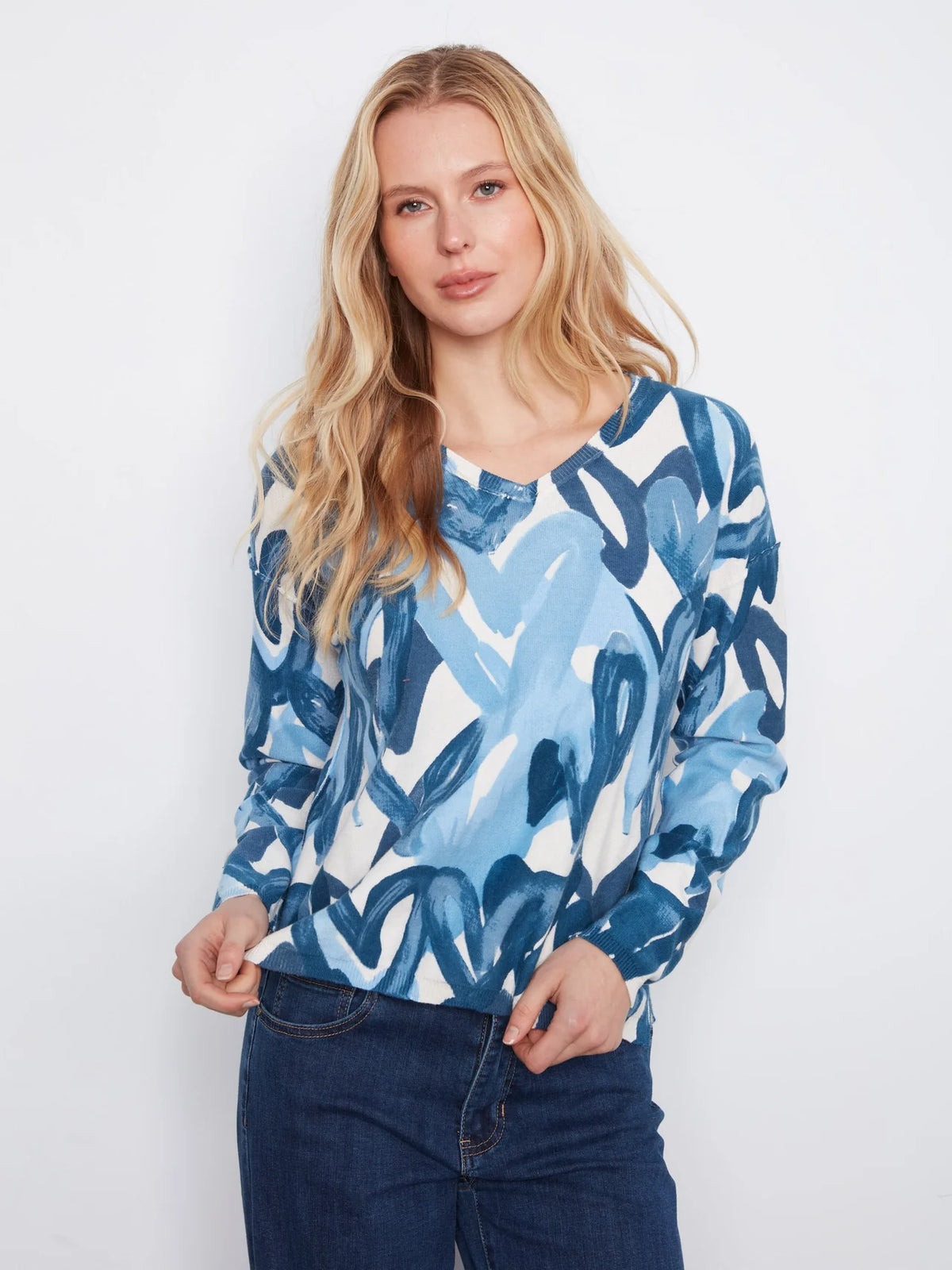 REVERSIBLE PRINTED VNECK SWEATER