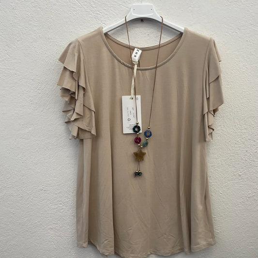 FLUTTER SLEEVE TOP