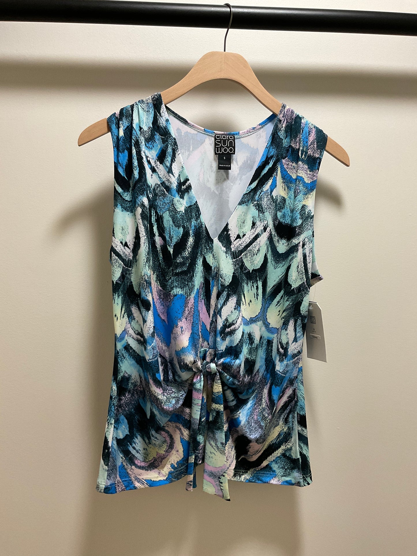 FRONT TIE SLEEVELESS TOP PRINT
