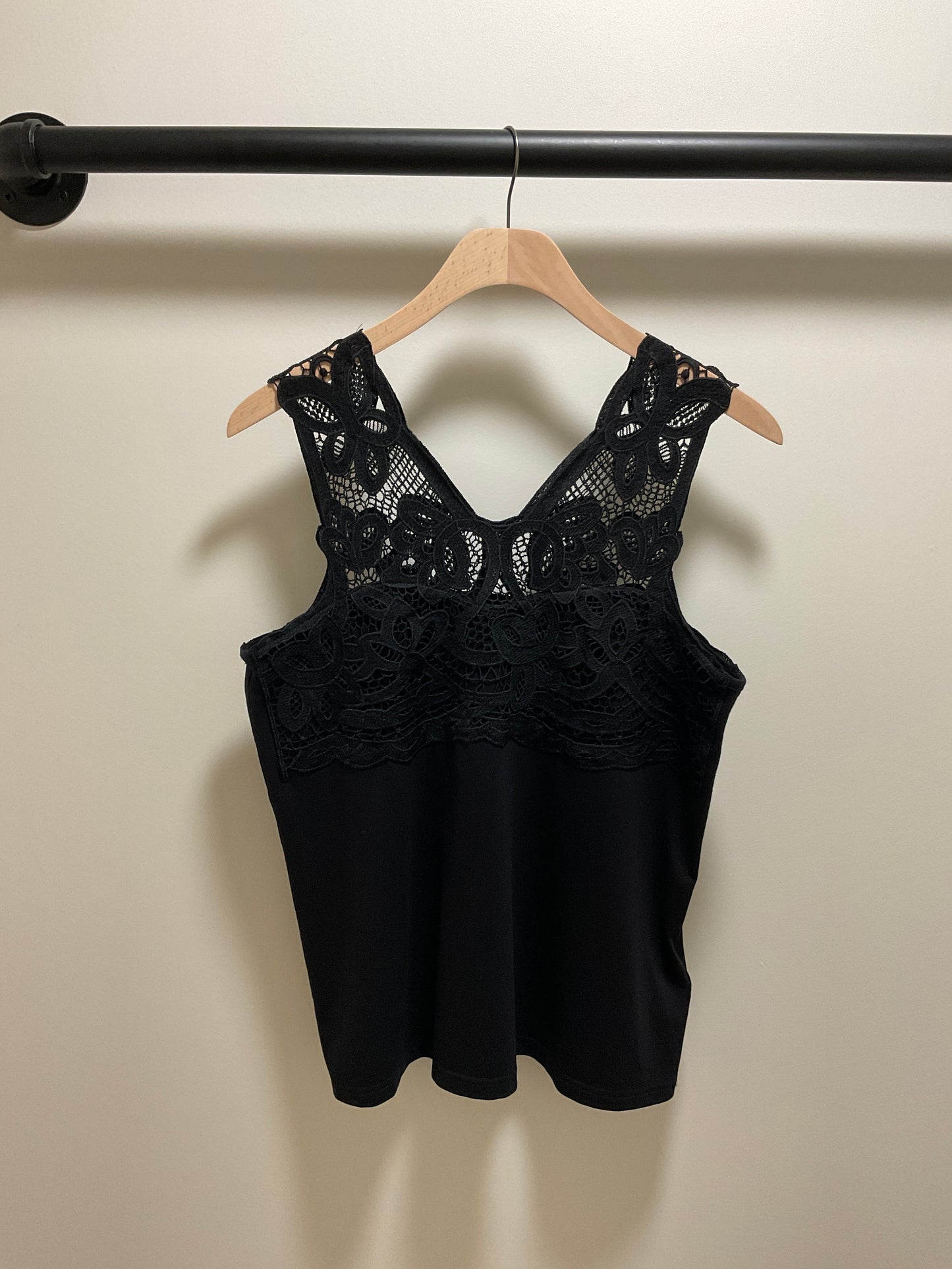 GUIPURE CAMISOLE