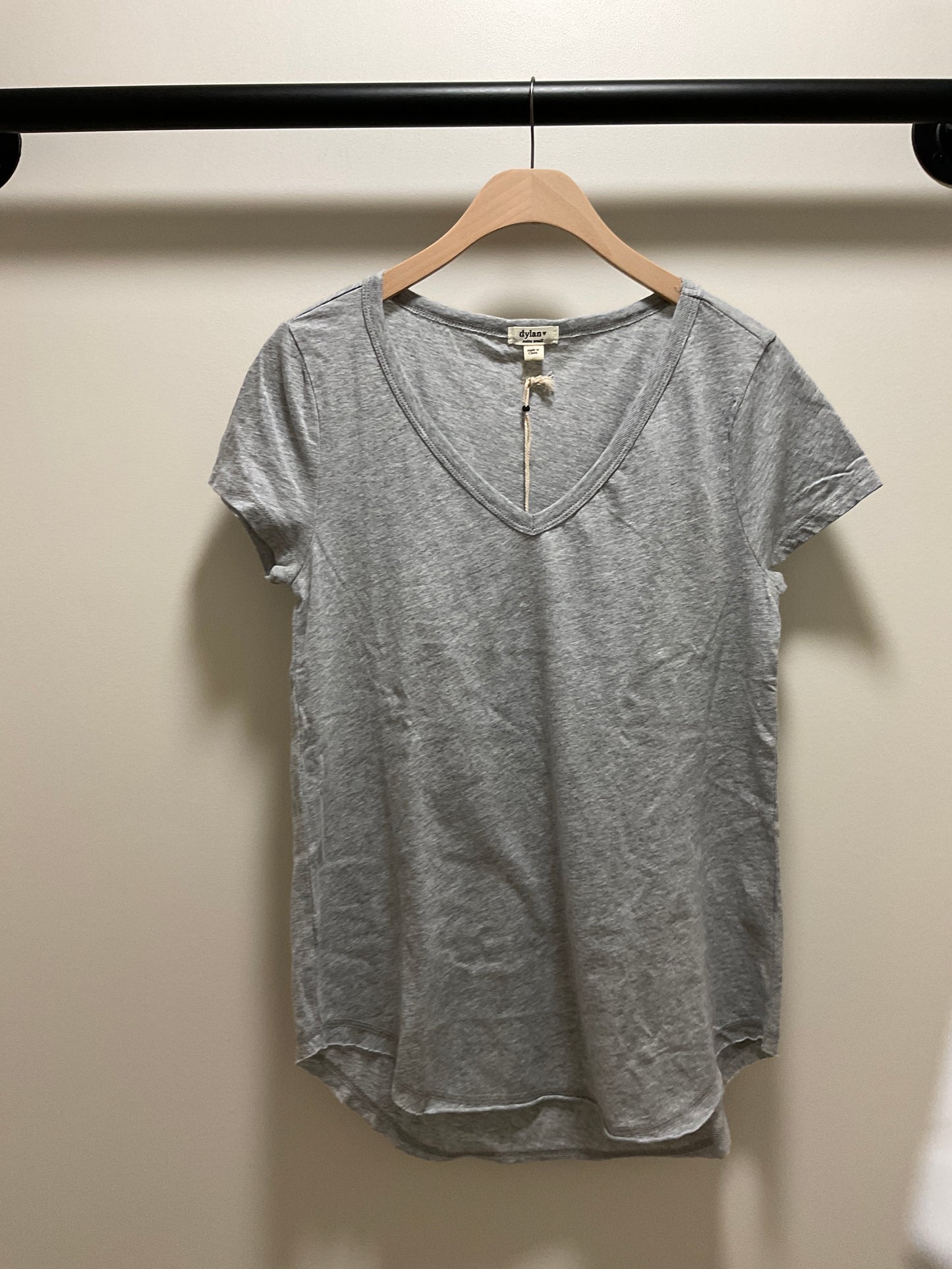 DEEP V TEE HEATHER