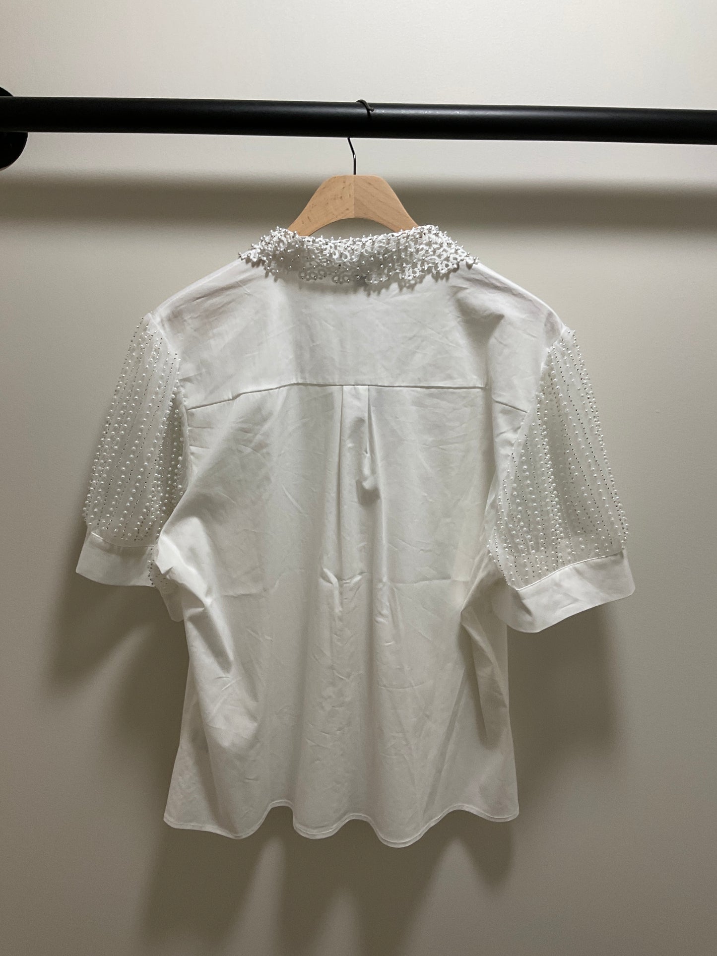 SUZIE PEARL COLLAR TOP