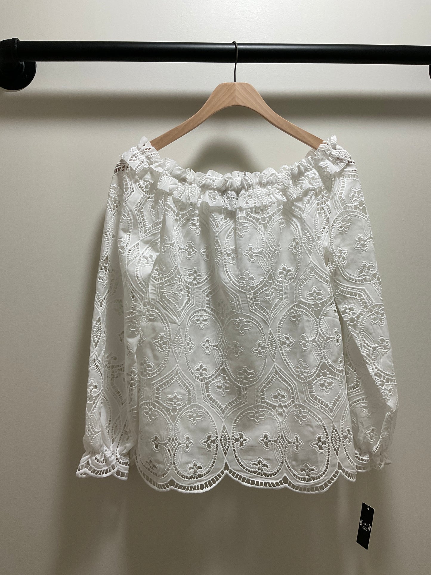 MARCY OFF SHOULDER TOP