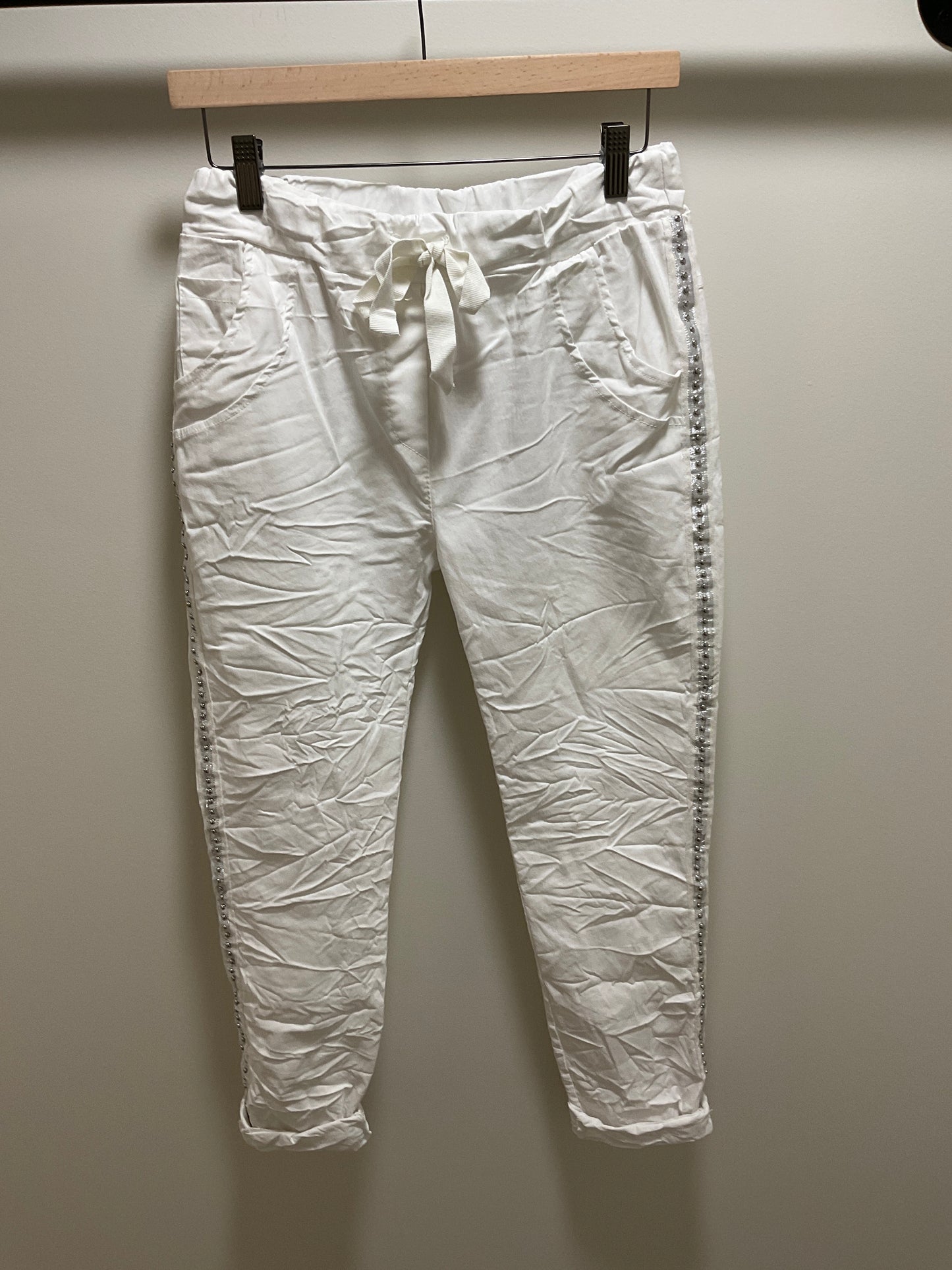 STUDDED SIDE STRIPE PANTS